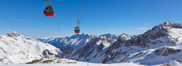 Chase the Powder in Austria